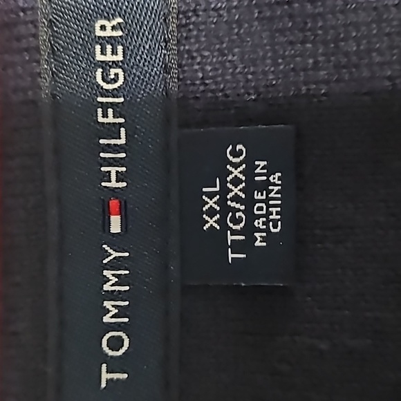 Men's Tommy Hilfiger sweater - Picture 3 of 8